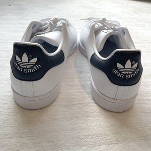 Stan Smith Shoes (Cloud White / Cloud White / Collegiate Navy) (13 US)